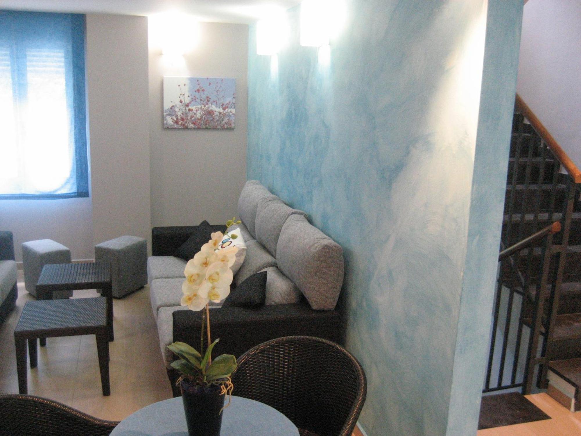 Albergue Turistico Rio Aragon Canfranc Bagian luar foto